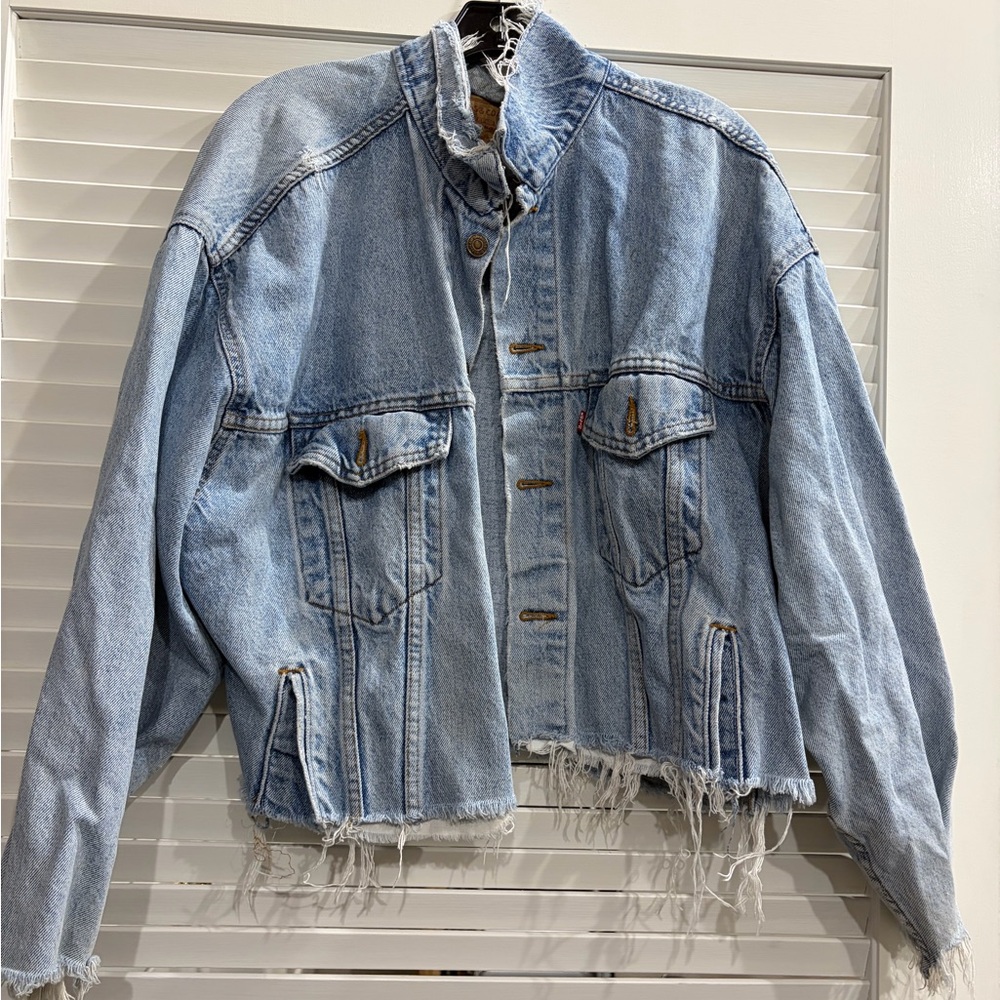 Light Blue Denim Jacket with Raw Hem